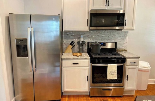 Greater Belhaven Apartment | Cozy 1BR unit across from Belhaven Town Center