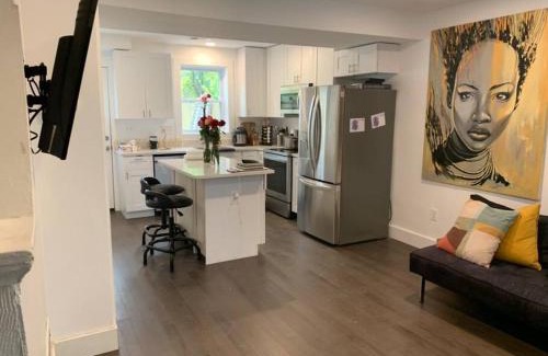 Northeast Apartment | Cozy 2/1.5 Getaway in Lily Ponds