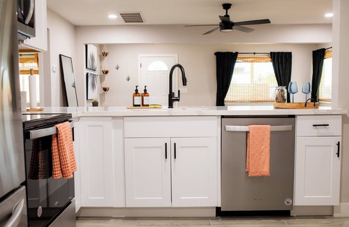 North Mountain House | Cozy 2/2 Central Phx Home/North Mountain hiking/30+ days stay welcome