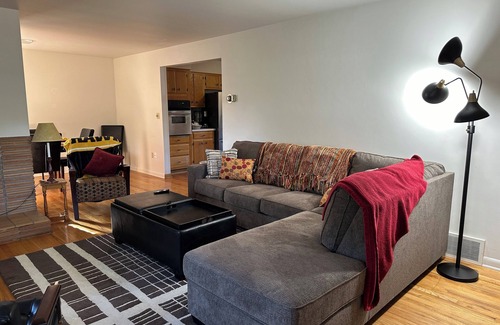 University Heights House | Cozy 2-bdrm home minutes from Kinnick and Melrose tailgating, AC, WiFi, parking