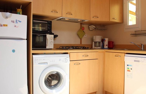 Saint-Pierre-d'Oleron Ski Chalet | Cozy 2-Bedroom Cottage with Pool, Terrace & BBQ in Saint Pierre d'Oléron