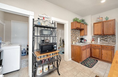 Oshkosh Apartment | Cozy 2 Bed in Oshkosh