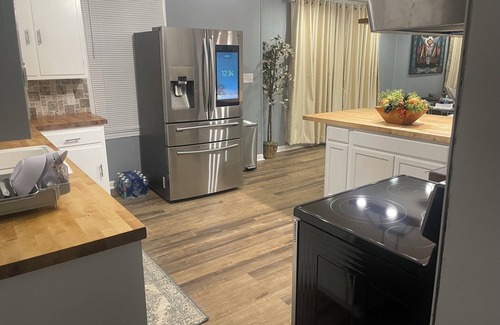 Winston - Salem House | Cozy 2 bed room