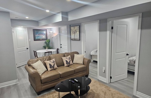 Rosemount Apartment | Cozy 2 Bedrm with separate entrancen
