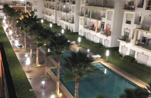 Bouznika Apartment | Cozy 2 Bedroom Apartment with Bouznika Pool