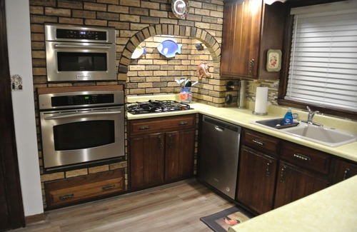 Two Rivers House | Cozy 2 Bedroom 1 Bath Rental House in Two Rivers, Close To Lake Michigan