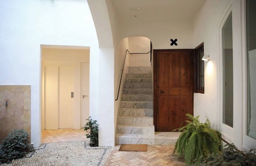 Jordan Apartment | Cozy 2-bedroom apartment in enjoyable Kowloon with WiFi, AC