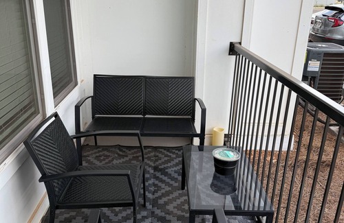 Madison Apartment | Cozy 2-bedroom apartment in Madison with Top-Tier Amenities