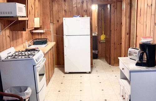 Menahga Cabin | Cozy 2-bedroom cabin on enchanting 2nd Crow Wing Lake with boat rental, fishing