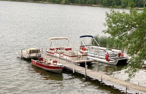 Menahga Cabin | Cozy 2-bedroom cabin on enchanting 2nd Crow Wing Lake with boat rental, fishing