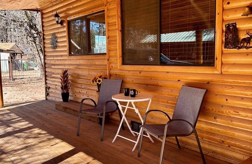 Payson Cabin | Cozy 2-bedroom cabin with AC and WiFi in Tonto National Forest.