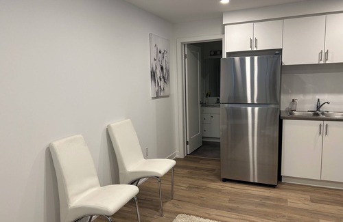 Niagara Falls House | Cozy 2-Bedroom close to the Falls