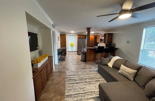 Baton Rouge Condo | Cozy 2-bedroom condo in lovely Baton Rouge with WiFi, Pet-friendly