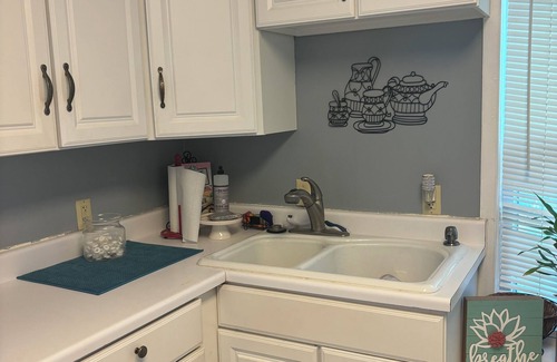 Cheyenne House | Cozy 2-bedroom house in Cheyenne with AC. Three minutes from Frontier Park.