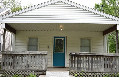 Adrian House | Cozy 2 Bedroom House