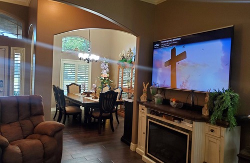 Primera House | Cozy 2-bedroom house in Harlingen BBQ grill and back patio.