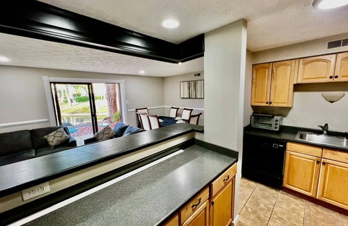 Mount Vernon Apartment | Cozy 2 Bedroom in Alexandria, VA