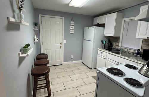 Downtown Wilmington House | Cozy 2-bedroom in downtown Wilmington, perfect for work-related or leisure stay.