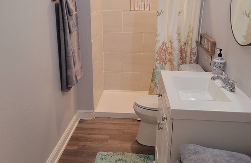Denton Apartment | Cozy 2-Bedroom Private Apartment in charming Denton. Centrally Located
