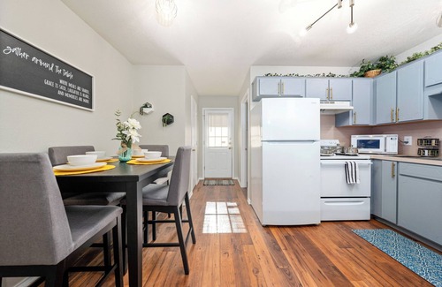 Killeen House | Cozy 2-bedroom Townhome in Lovely Killeen with AC, WiFi, Parking