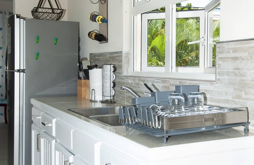 Fitts Village House | Cozy 2-Bedrooms across from West Coast beach