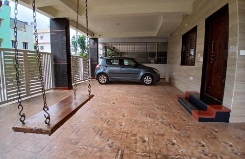 Yelahanka Bed & Breakfast | Cozy 2 BHK ground floor home