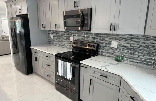 Fort Myers Shores House | Cozy 2 BR Waterfront home with Heated Pool