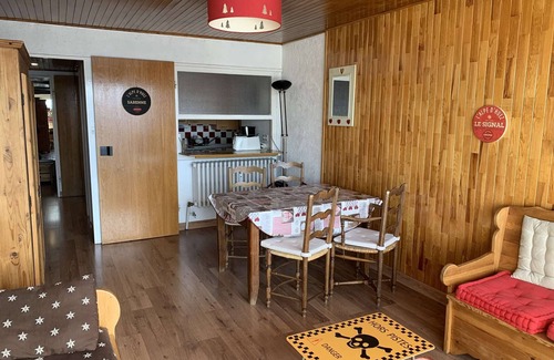 Viel-Alpe Apartment | Cozy 2-Room Apartment for 6 - Balcony, Pet-Friendly, Near Lifts - Alpe d'Huez