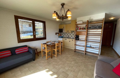 Combloux Apartment | Cozy 2-room apartment with balcony and parking for 4 people in Combloux