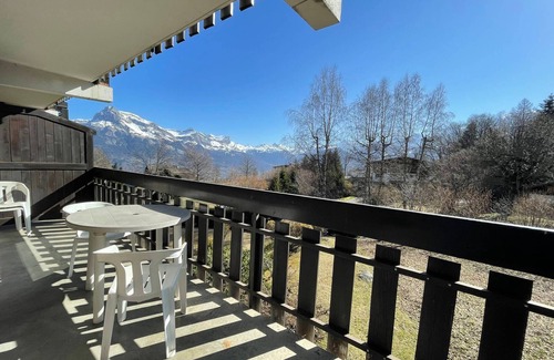 Combloux Apartment | Cozy 2-room apartment with balcony and parking for 4 people in Combloux