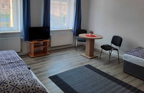 Zwickau Condo | Cozy 2 room apartment (No.1) - close to the center in Zwickau - KSD holiday apartments