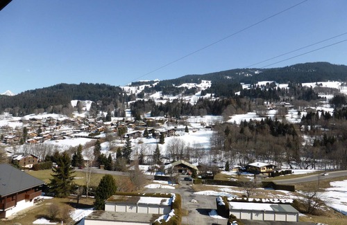 Demi-Quartier Apartment | Cozy 2-Room Mezzanine Apartment for 7 near Megève Ski Domain