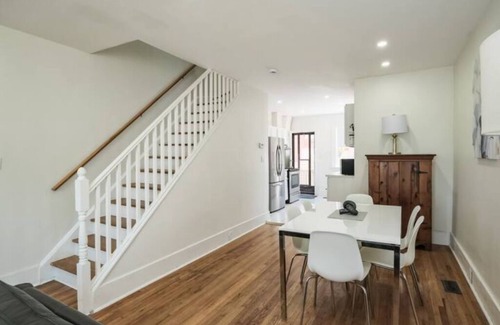 Bridgeview Apartment | Cozy 2bd with beautiful view of Detroit River