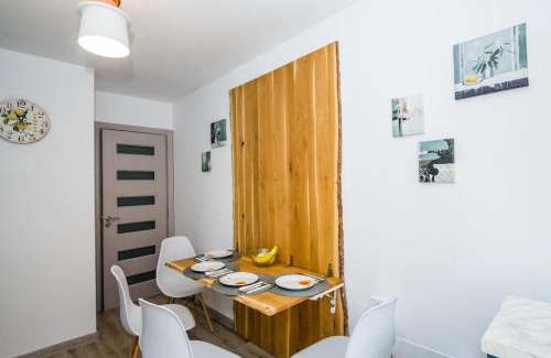 Veliko Tarnovo Apartment | Cozy 2BDRM near University & Free Street Parking