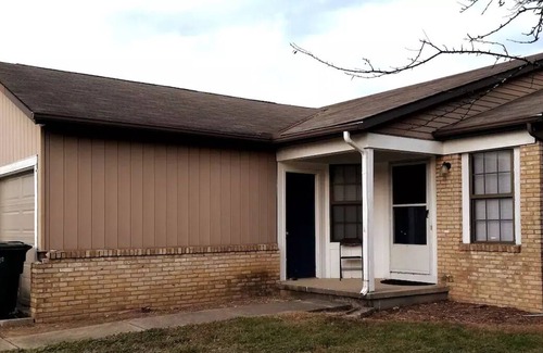 Columbus House | Cozy 2BR apt- By major Hospitals, OSU & Downtown