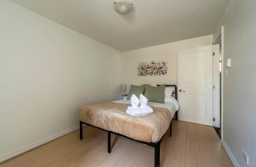 Sudbury Apartment | Cozy 2BR Apt near Downtown Free Parking and Wi Fi