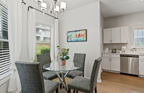 Milwood Apartment | Cozy 2br Apt near the Domain | Round Rock |