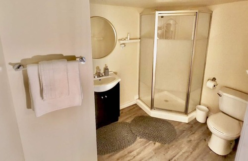 York Regional Municipality Apartment | Cozy 2BR Basement Apt in Newmarket