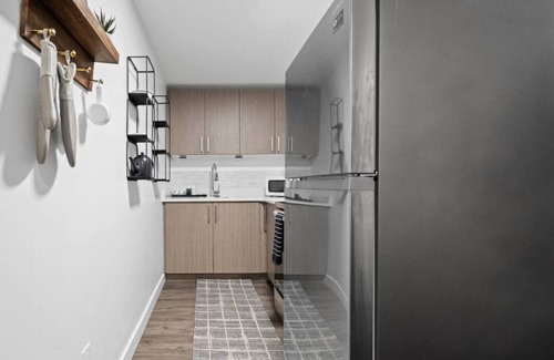 North Central Edmonton Condo | Cozy 2BR Bsmt Suite | Near Commonwealth & Rogers!