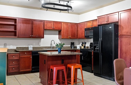 McNeil Apartment | Cozy 2BR in Champion City Park 2752
