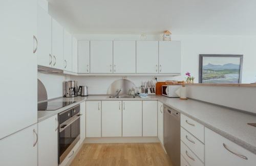 Hoyvik Apartment | Cozy 2BR in Hoyvík - Family Friendly - Bright