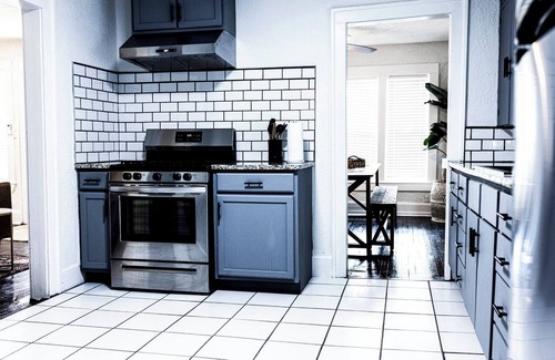San Angelo House | Cozy 3 BD house w/a modern touch near downtown