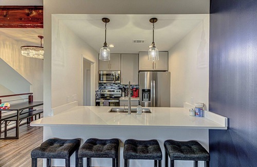 Horseshoe Bay House | Cozy 3 BDR Condo in Horseshoe Bay, Near Marina!