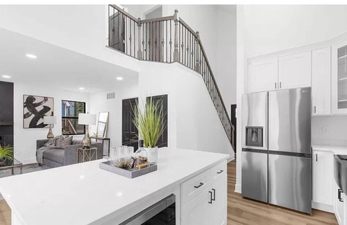 Annapolis House | Cozy 3-bdrm home in Annapolis. Steps away from the beach/4.7 miles to downtown.