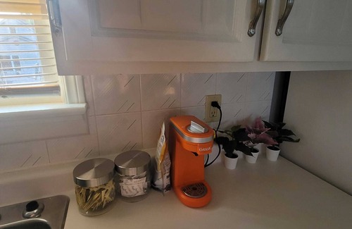 Chatham-Kent House | Cozy 3 bed HOUSE in the heart of Chatham City, Acess to everything within 5 min