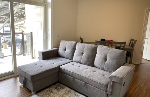 Markham Apartment | Cozy 3 Bedroom 2 Bath Apartment, Various Amenities and Attractions Nearby