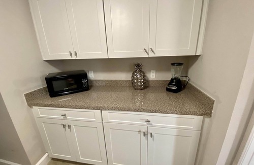 St. Petersburg - Clearwater House | Cozy 3 Bedroom 2 Bath in the heart of Tampa Bay