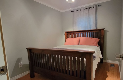Omemee Cottage | Cozy 3-bedroom cottage with hot tub & gaming room.