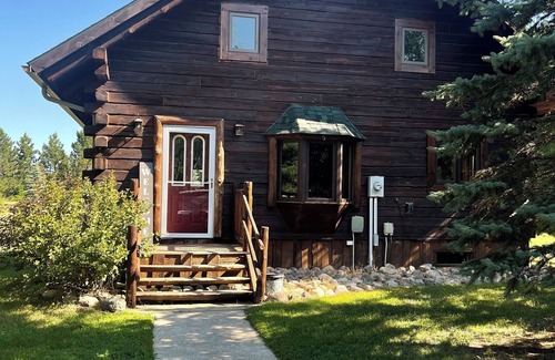 Park Rapids House | Cozy 3 Bedroom Cabin in a Quiet Setting