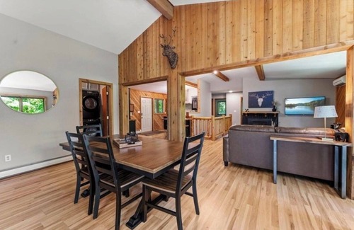 Cumberland Cabin | Cozy 3-bedroom cabin on beautiful Sand Lake in lovely Cumberland, WI.